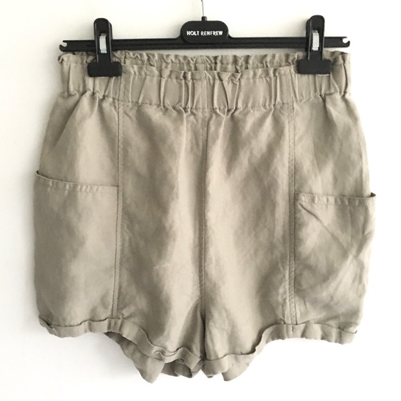 Aritzia Pants - ARITZIA (KHAKI) Wilfred High Waist Linen Shorts M